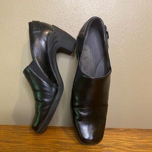 Aerosoles Saber Saw Bootie, Black, Size 7.5M, Gently Worn